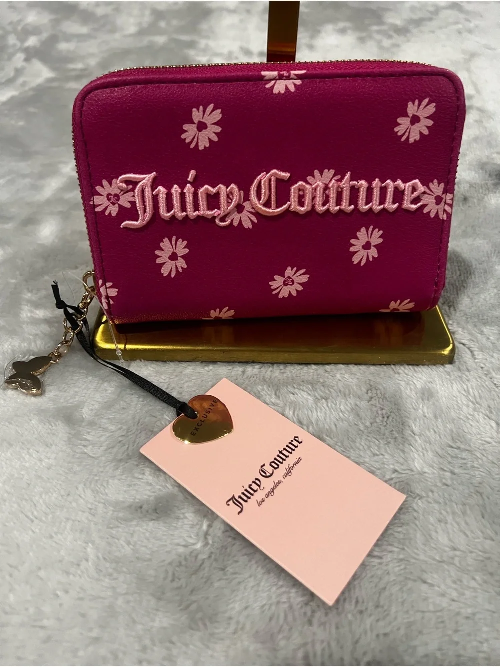 💕 Juicy Couture NWT Raspberry Tart / Flamingo Daisy Floral Zip-Around Wallet